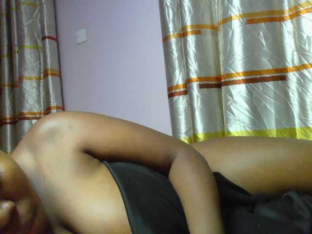 sexyebonita1 live cam on BongaCams