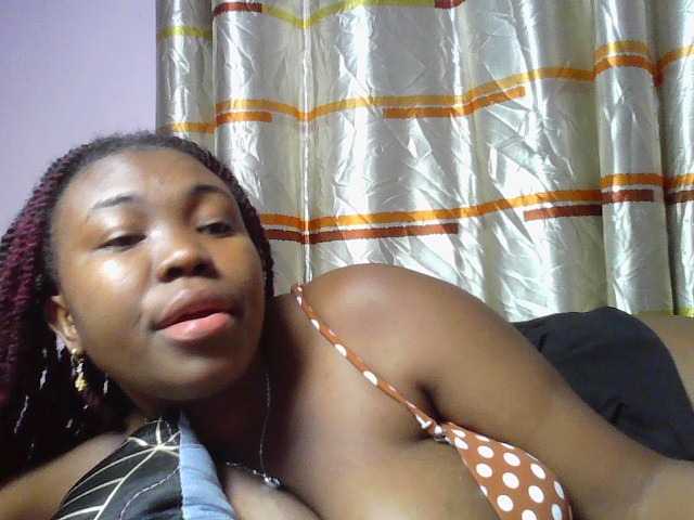 sexyebonita1 live cam on BongaCams