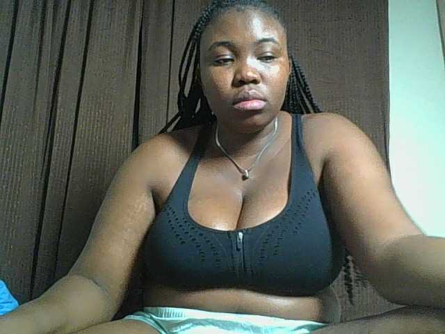 sexyebonita1 live cam on BongaCams