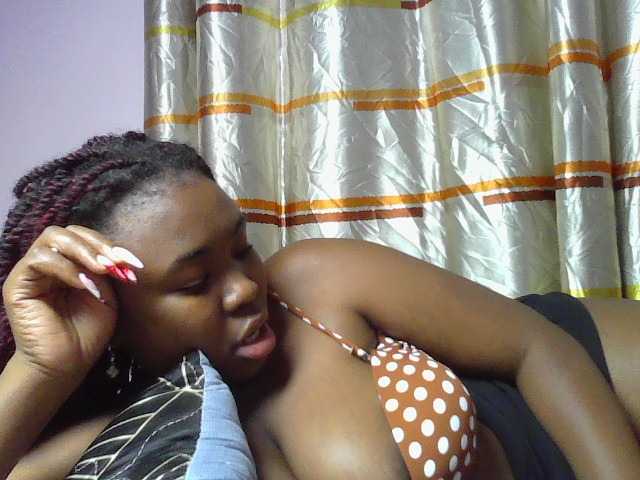 sexyebonita1 live cam on BongaCams