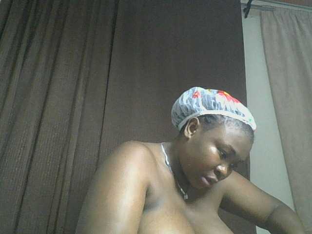 sexyebonita1 live cam on BongaCams