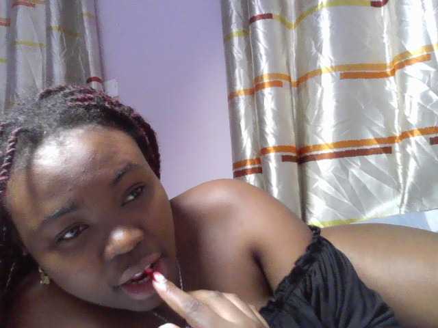 sexyebonita1 live cam on BongaCams