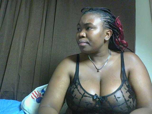 sexyebonita1 live cam on BongaCams