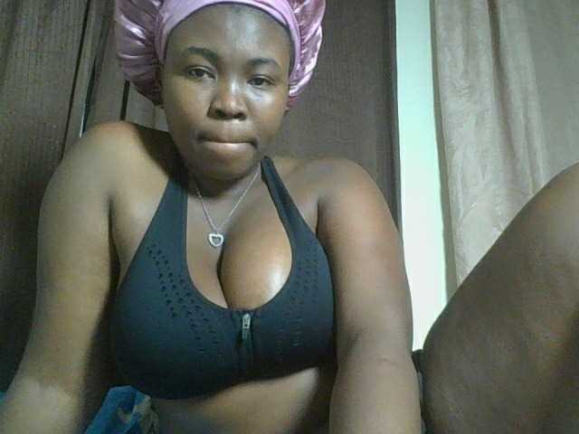 sexyebonita1 live cam on BongaCams