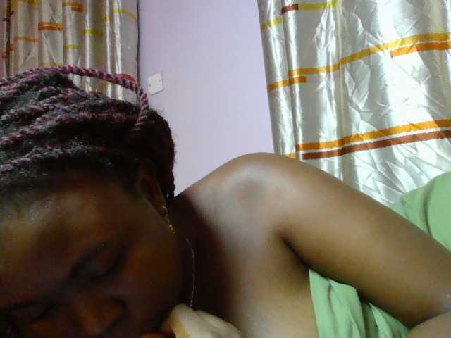 sexyebonita1 live cam on BongaCams