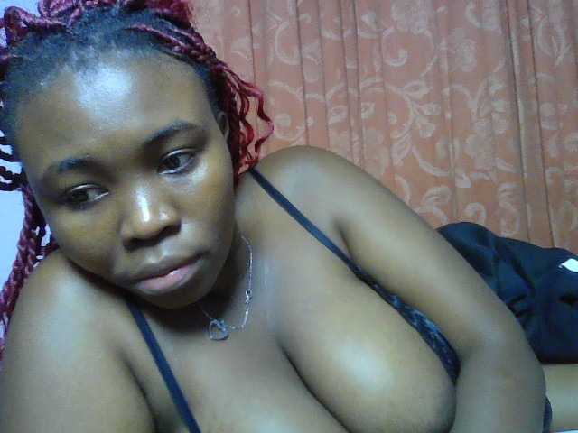 sexyebonita1 live cam on BongaCams