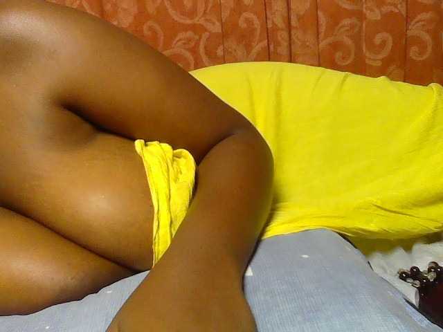 sexyebonita1 live cam on BongaCams