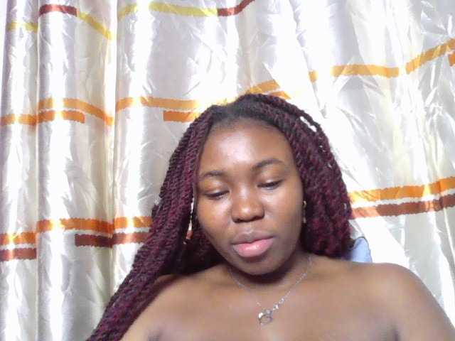 sexyebonita1 live cam on BongaCams