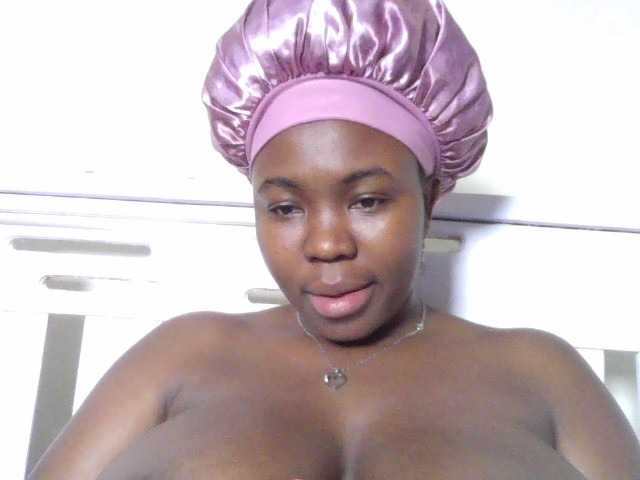 sexyebonita1 live cam on BongaCams