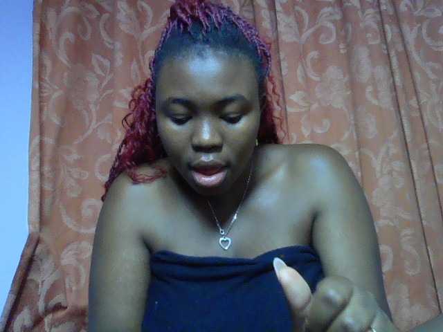 sexyebonita1 live cam on BongaCams
