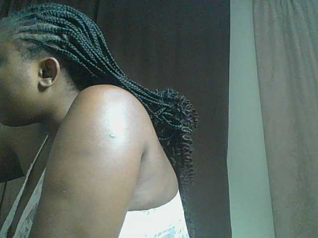sexyebonita1, live now on BongaCams