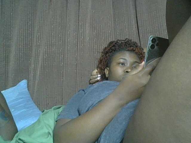 sexyebonita1 live cam on BongaCams