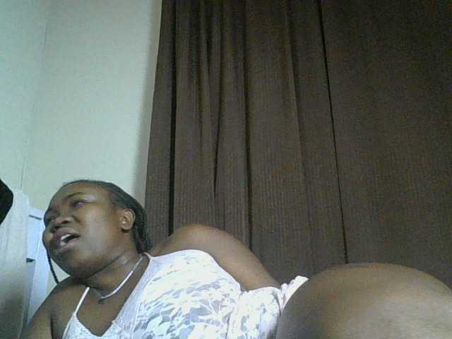 sexyebonita1 live cam on BongaCams