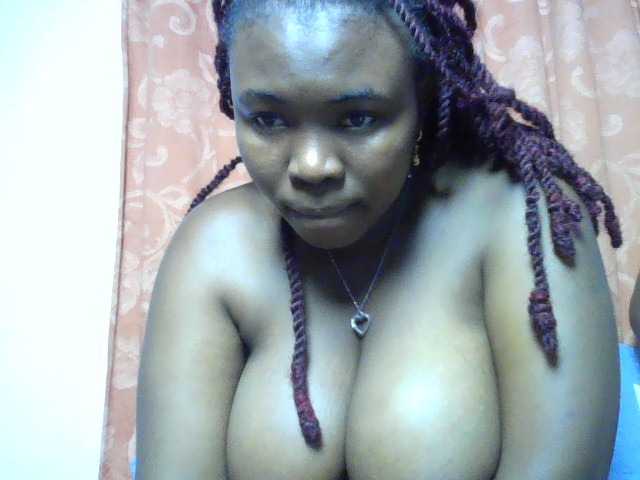 sexyebonita1 live cam on BongaCams