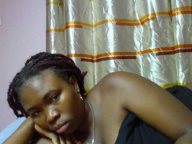 sexyebonita1 live cam on BongaCams