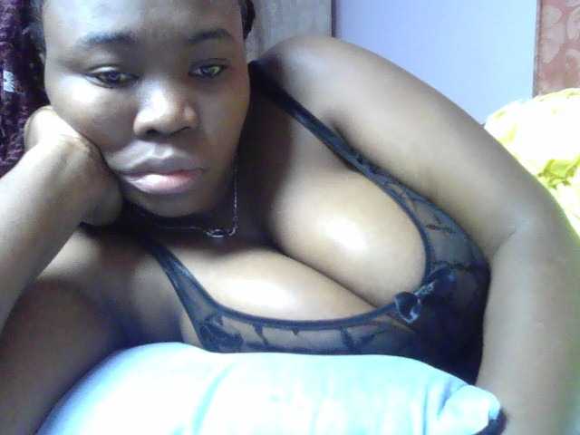 sexyebonita1 live cam on BongaCams