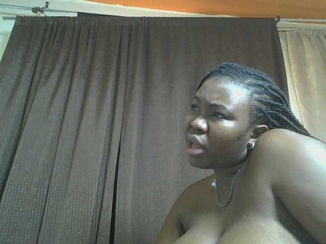 sexyebonita1 live cam on BongaCams