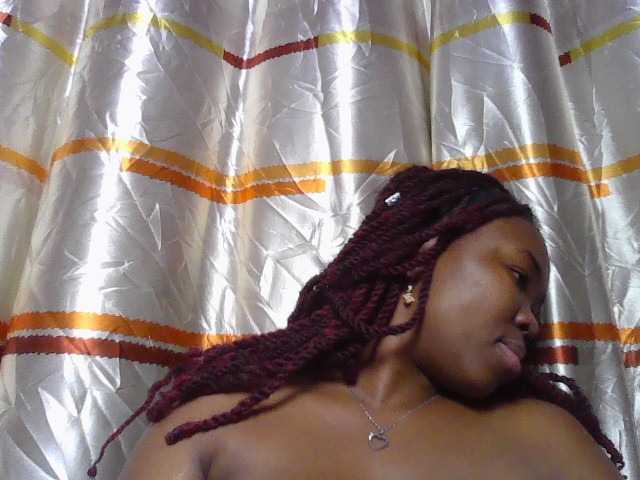 sexyebonita1 live cam on BongaCams