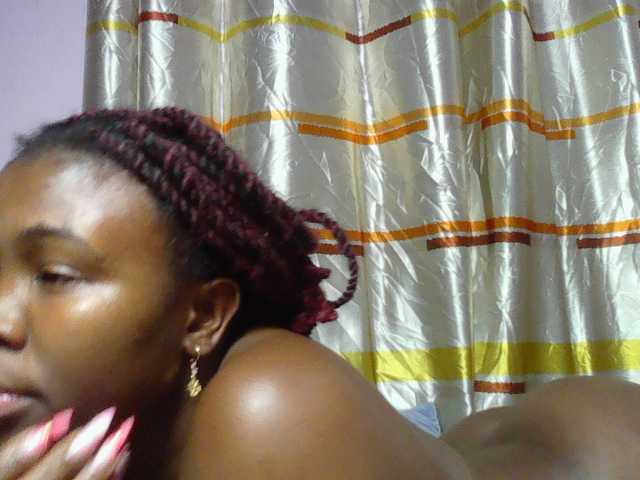 sexyebonita1 live webcam show