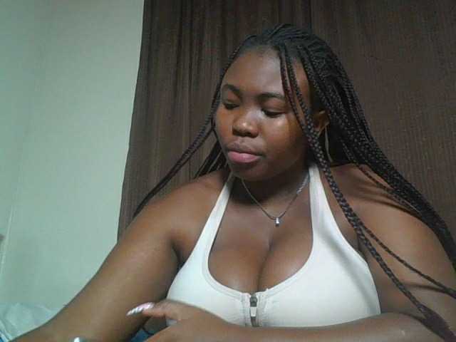 sexyebonita1 — live female cam
