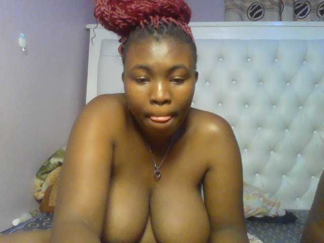 sexyebonita1 live cam on BongaCams