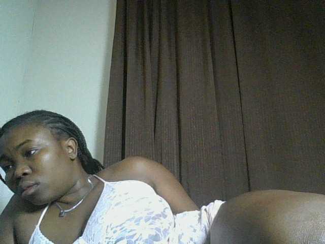 sexyebonita1 live cam on BongaCams