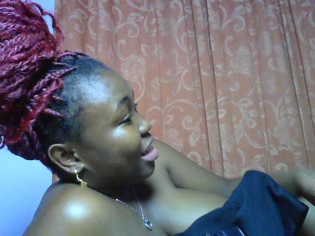 sexyebonita1 live cam on BongaCams