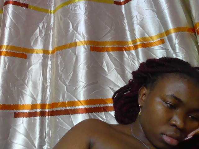 sexyebonita1 live cam on BongaCams