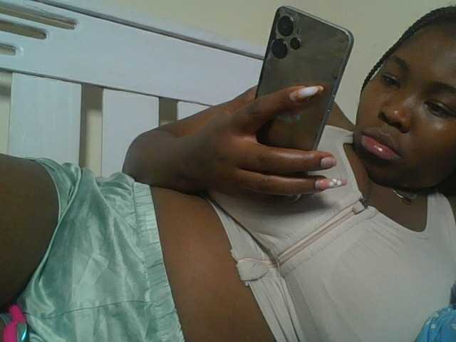 sexyebonita1 live cam on BongaCams