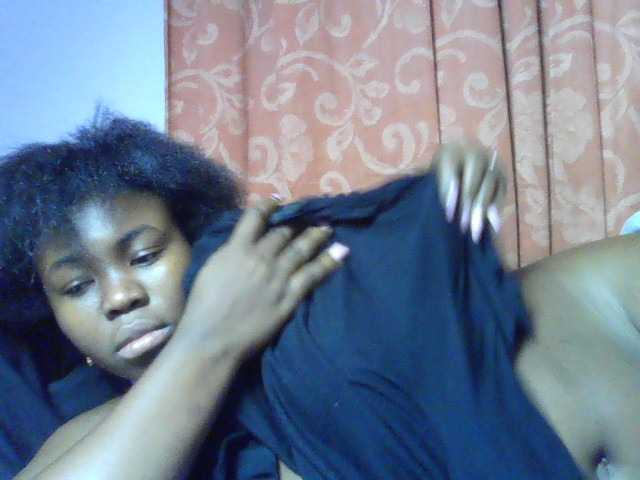 sexyebonita1 live cam on BongaCams
