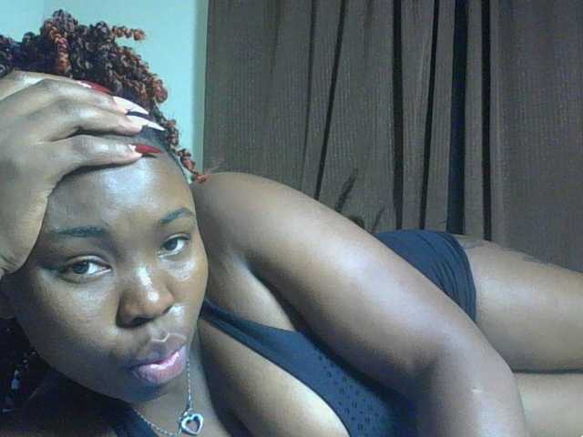sexyebonita1 live cam on BongaCams