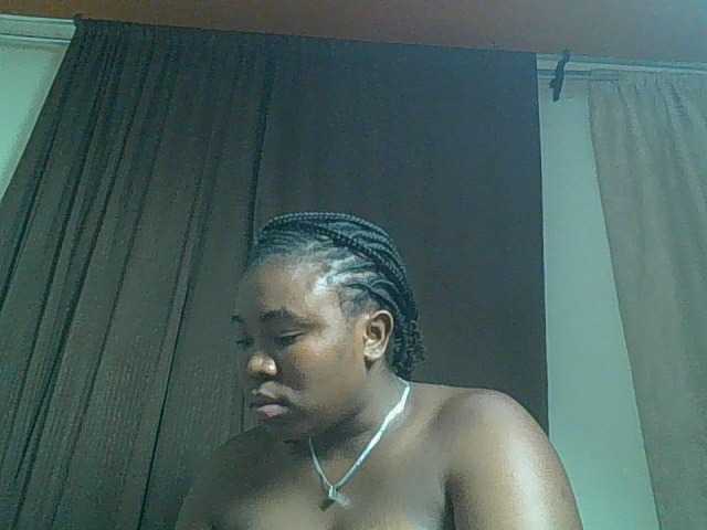 sexyebonita1 live cam on BongaCams