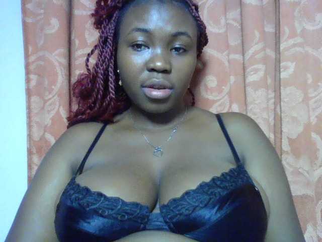 sexyebonita1 live cam on BongaCams