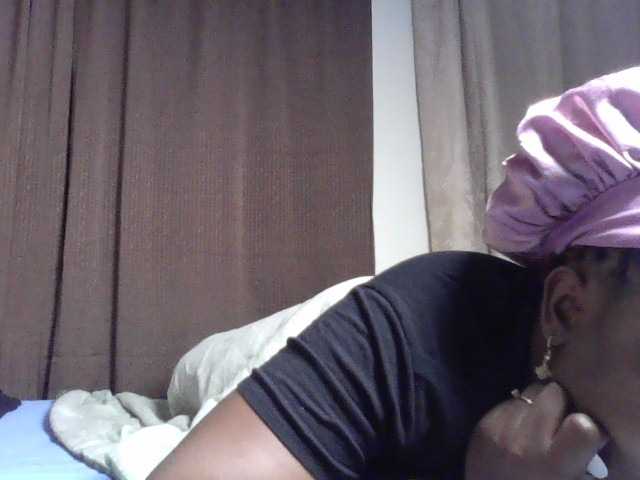 sexyebonita1 live cam on BongaCams