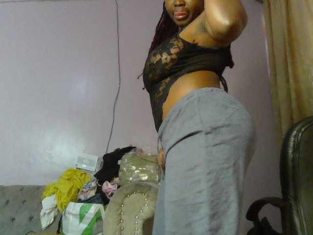 sexyebonita1 live cam on BongaCams