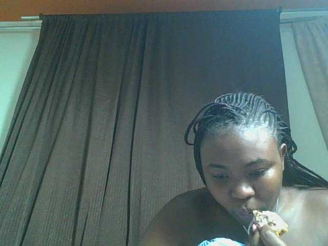 sexyebonita1 live cam on BongaCams