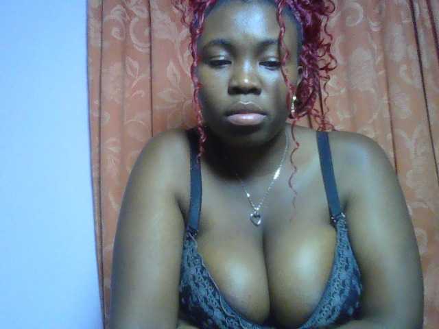 sexyebonita1 live cam on BongaCams