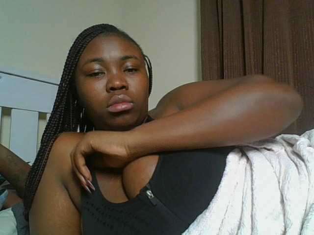 sexyebonita1 live cam on BongaCams