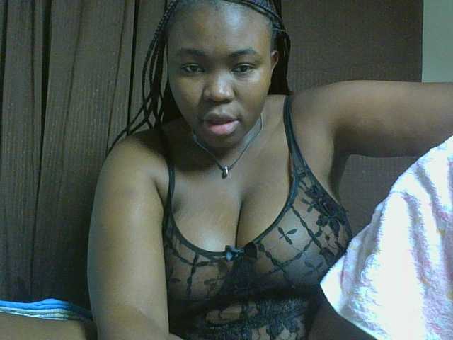 sexyebonita1 live cam on BongaCams