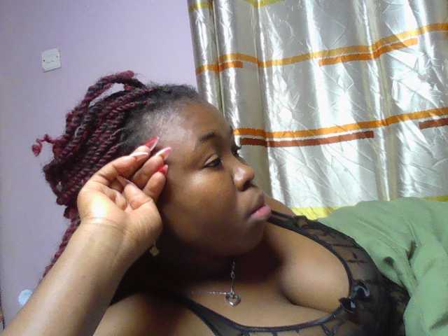 sexyebonita1 live cam on BongaCams