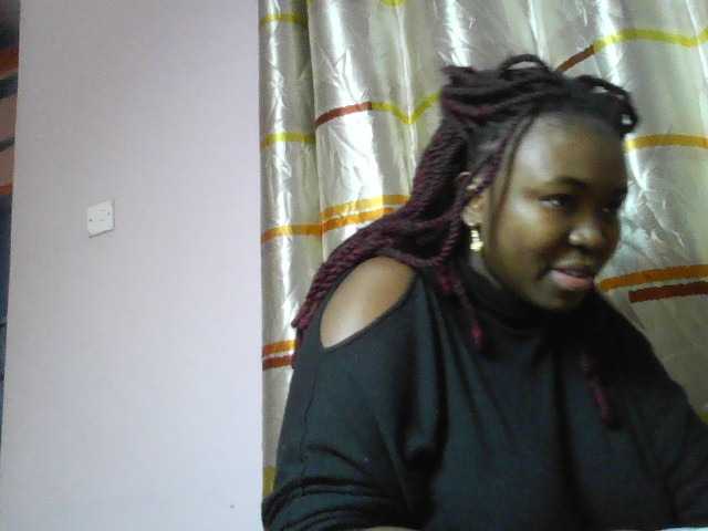 sexyebonita1 live cam on BongaCams