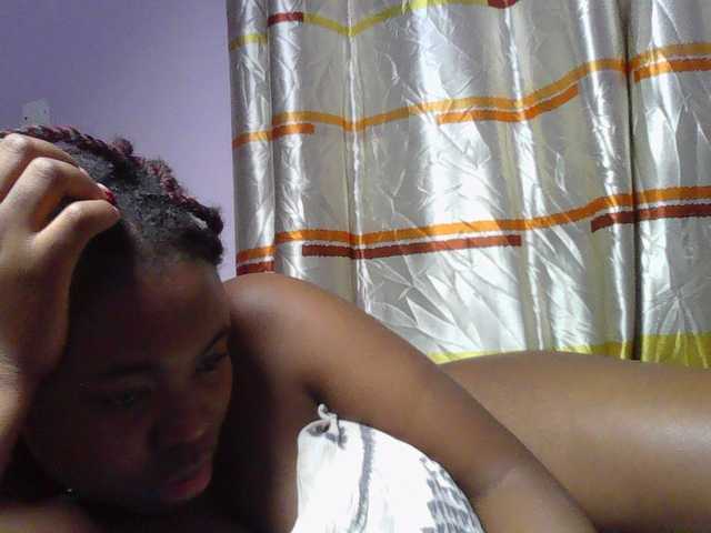 sexyebonita1 live webcam show