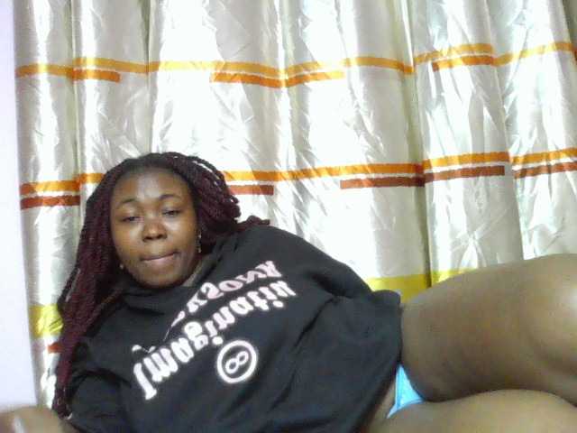 sexyebonita1 live cam on BongaCams