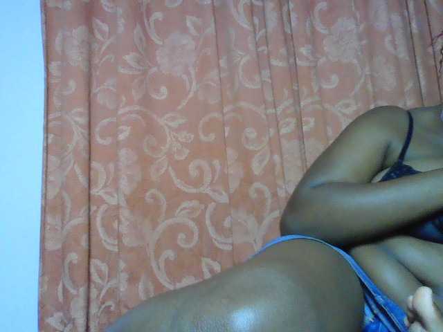 sexyebonita1 live cam on BongaCams