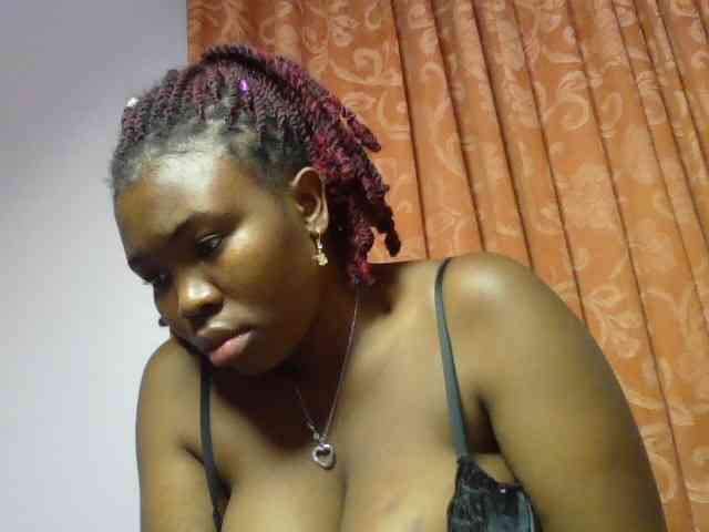 sexyebonita1 webcam
