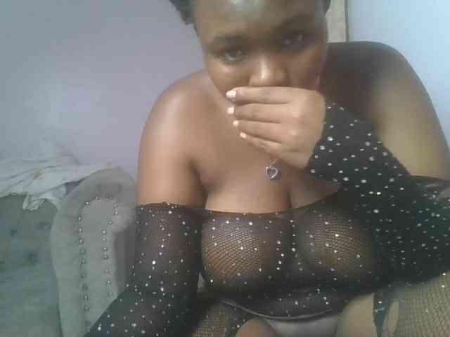 Acest model este live acum. sexyebonita1