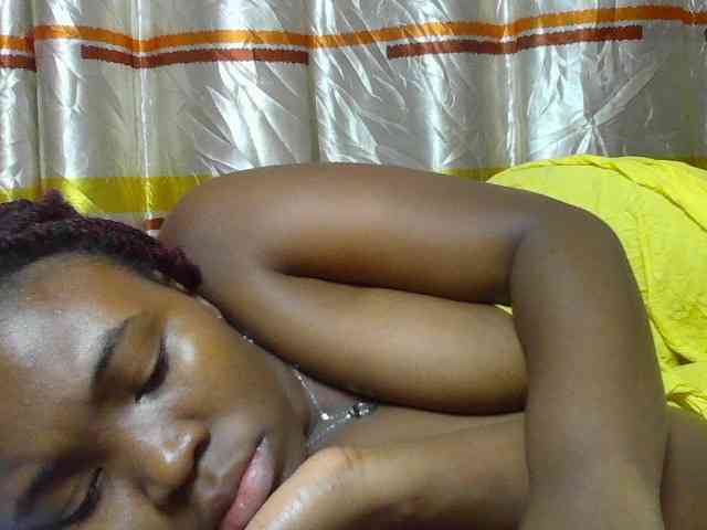 sexyebonita1 webcam