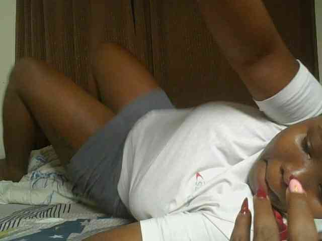 sexyebonita1 webcam