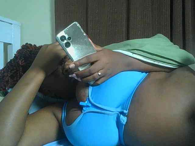 sexyebonita1 webcam