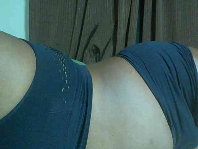 sexyebonita1 webcam